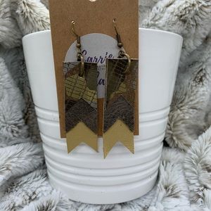Chevron leather earring